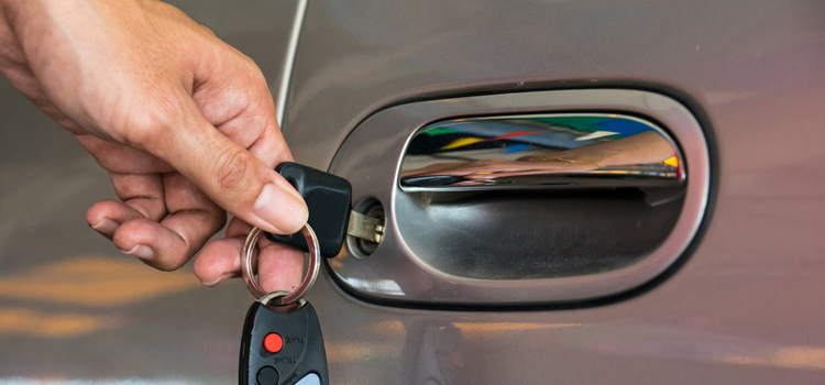 Car door lock repair in Saratoga
